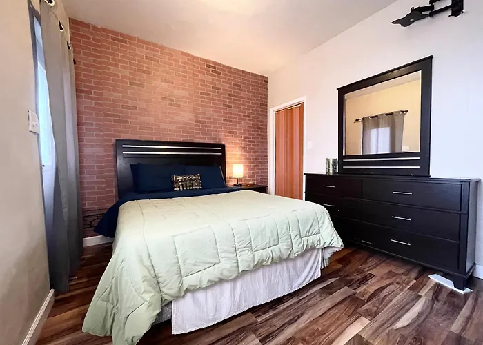 Grammy\'S House- Downtown Pittsburgh Apartments